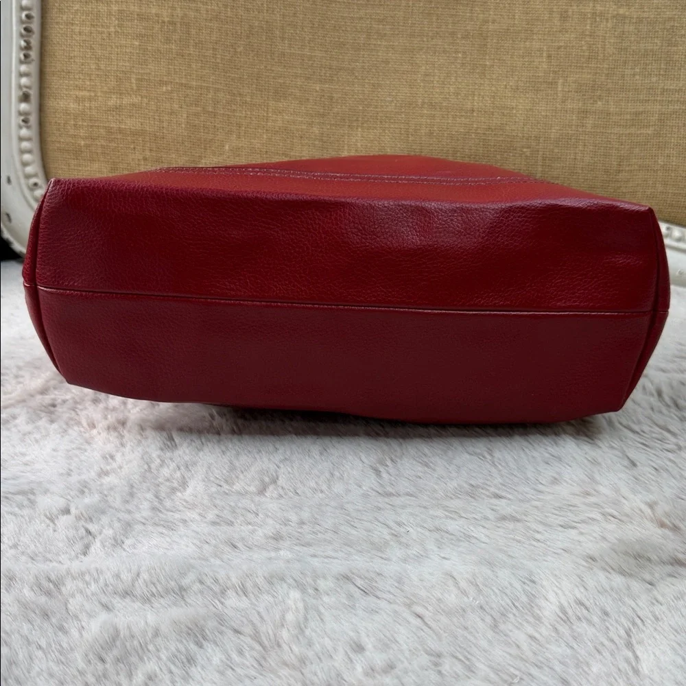 The Sam | Leather Shoulder Bag in Deep Red